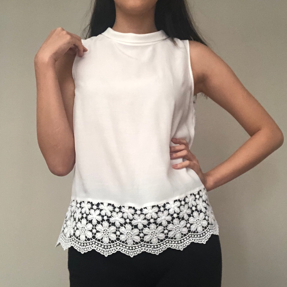 Zara White Sleeveless Blouse